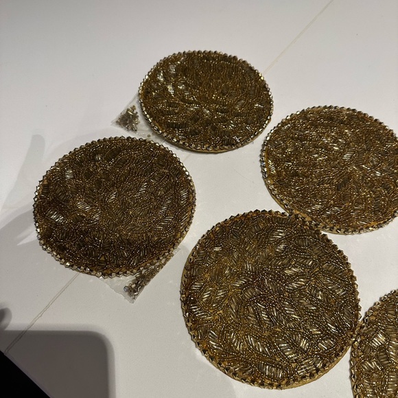 Kim Seybert Beaded Drink Coasters (set of 8) - Picture 6 of 8